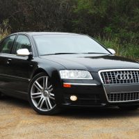 2007audis8beautyleftflat01fixedtwosmall1